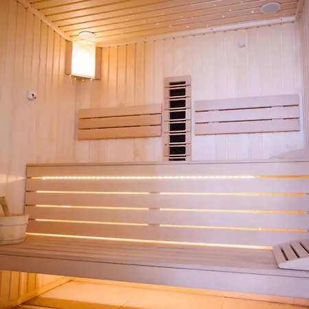 아파트 Maeve - Pool & *