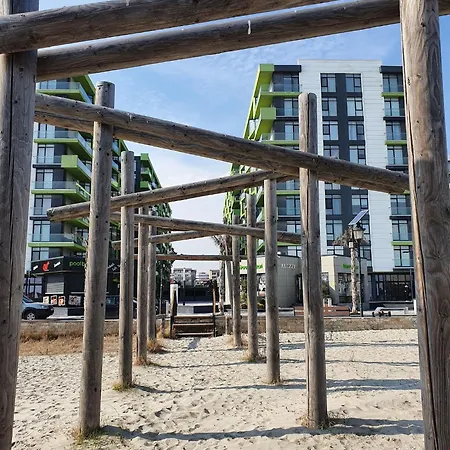 아파트 Maeve - Pool & Năvodari