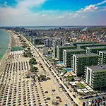 Apartament Maeve - Pool &