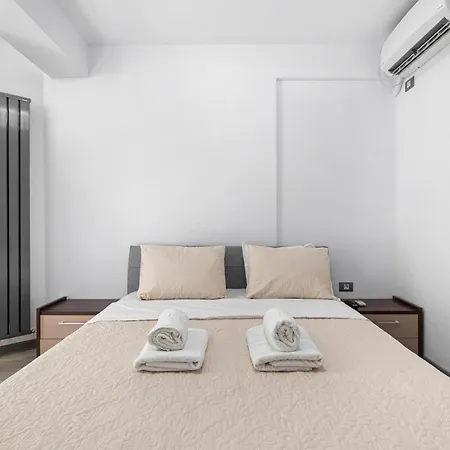 Apartment Maeve - Pool & Spa Beach Resort *