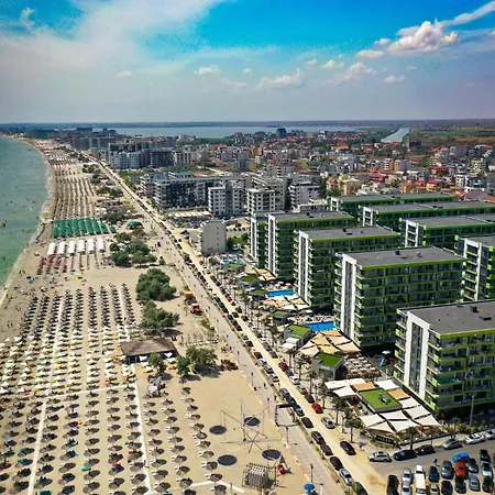 Apartment Maeve - Pool & Spa Beach Resort