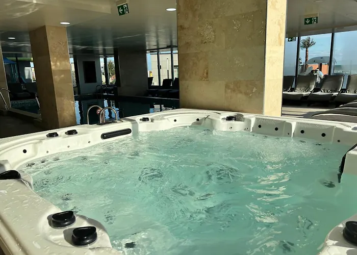 Apartman Maeve - Pool & *