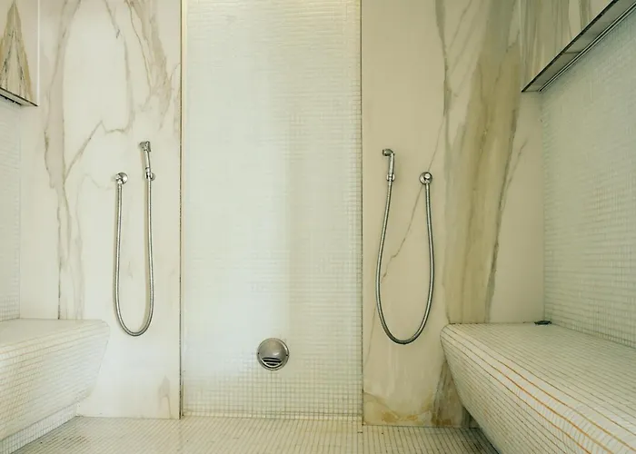 Maeve - Pool & Apartman *